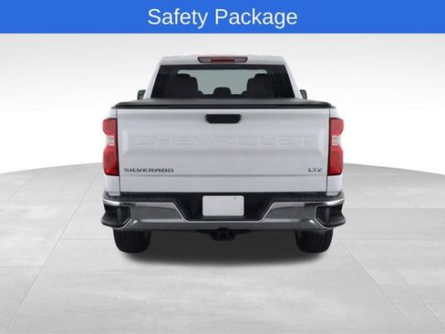 Used 2025 Chevrolet Silverado 1500 LTZ AWD/4WD image 7