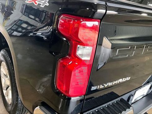 Used 2024 Chevrolet Silverado 1500 LT image 8