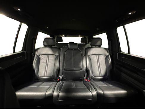 Used 2024 Jeep Wagoneer Series II w/ Flexible Seating Group image 47