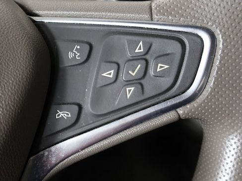 Used 2020 Chevrolet Malibu LT image 35