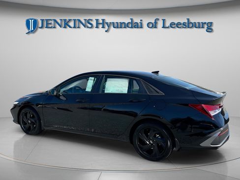 New 2026 Hyundai Elantra Sport image 9