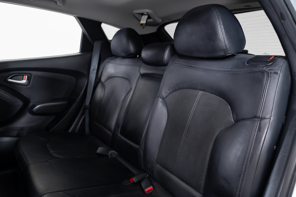 Used 2010 Hyundai Tucson Limited w/ Premium Pkg 4 FWD image 22