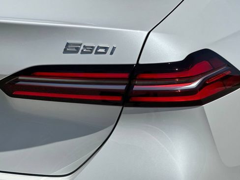 New 2026 BMW 530i RWD image 33