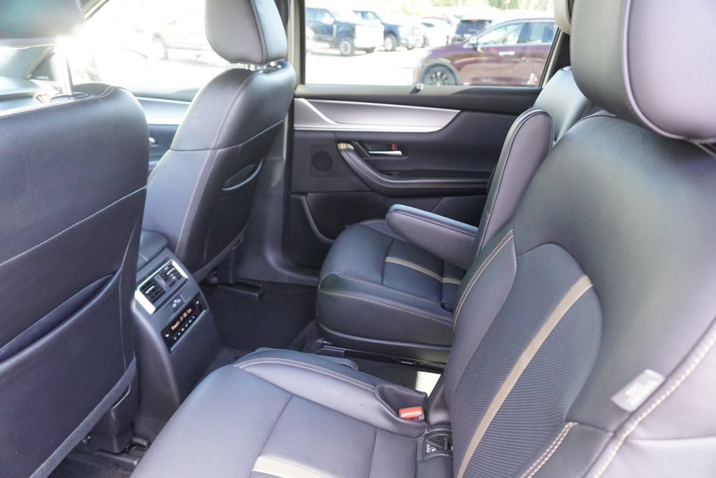Used 2025 MAZDA CX-90 3.3 Turbo w/ Premium Plus Pkg AWD/4WD image 42