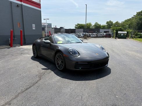 Used 2020 Porsche 911 Carrera 4S AWD/4WD image 4