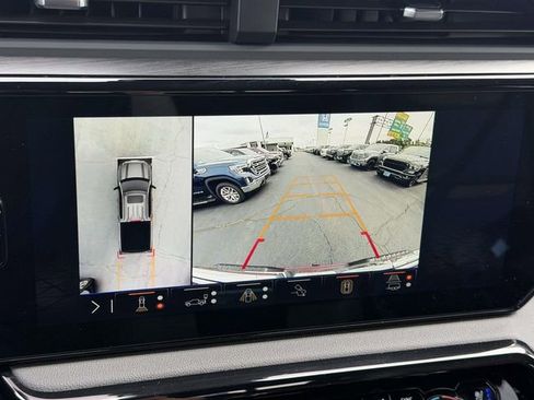 Used 2025 GMC Sierra 1500 AT4 w/ AT4 Premium Package AWD/4WD image 20