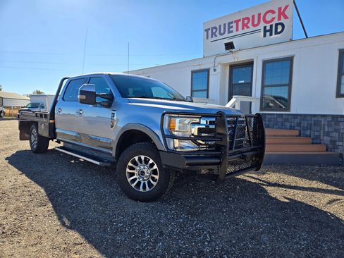 Used 2021 Ford F350 Lariat w/ FX4 Off-Road Package image 6