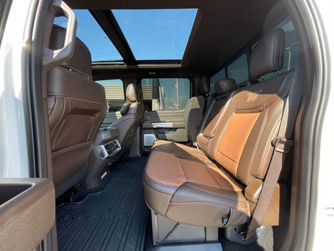 Used 2025 Ford F450 King Ranch w/ FX4 Off-Road Package image 21