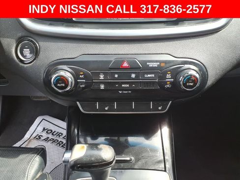 Used 2016 Kia Sorento SX image 23