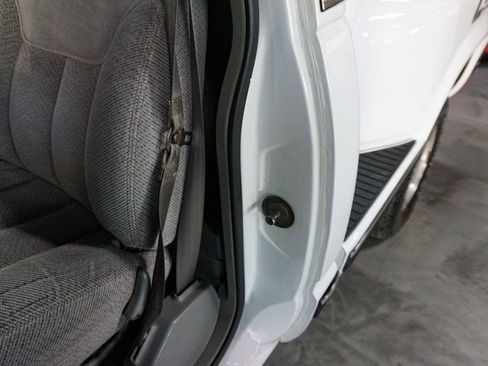 Used 1997 GMC Sierra 1500 4x4 Regular Cab w/ Marketing Option Pkg 3 image 75