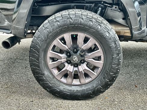 Used 2021 Toyota Tacoma Limited w/ Nightshade Package image 14