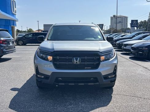 Certified 2025 Honda Ridgeline Sport image 9