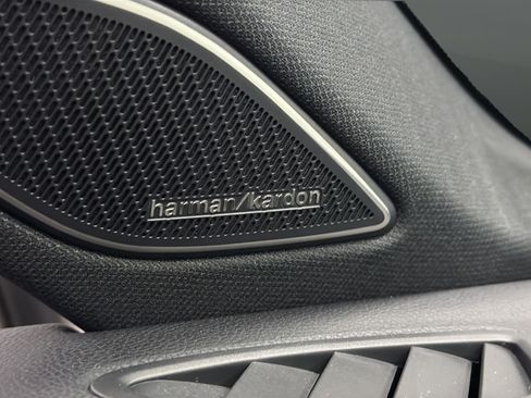 Used 2025 Volkswagen Tiguan SEL R-Line AWD/4WD image 34