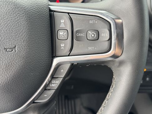 Used 2025 RAM 2500 Laramie image 24