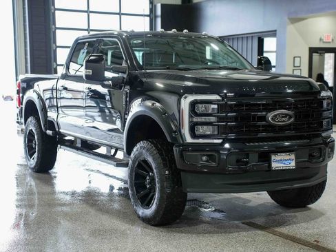 Used 2024 Ford F250 Lariat w/ Lariat Ultimate Package image 3