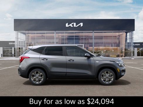 New 2026 Kia Seltos LX FWD image 7