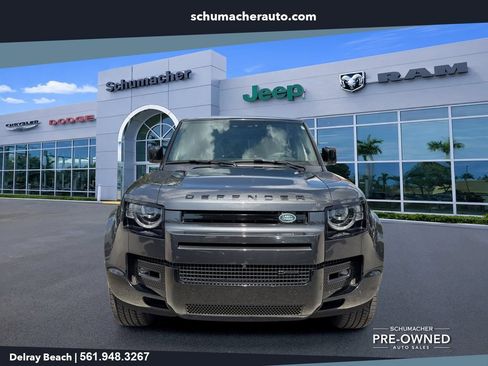 Used 2023 Land Rover Defender 130 X-Dynamic SE AWD/4WD image 2