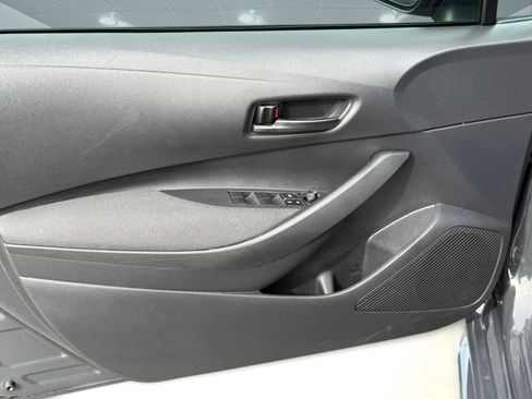 Certified 2025 Toyota Corolla LE image 12