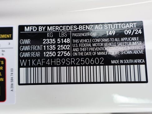 Used 2025 Mercedes-Benz C 300 4MATIC Sedan image 40