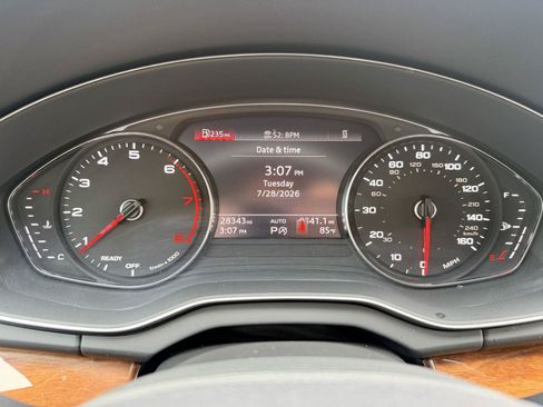 Certified 2024 Audi Q5 Premium AWD/4WD image 30