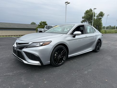 Certified 2024 Toyota Camry XSE FWD image 3