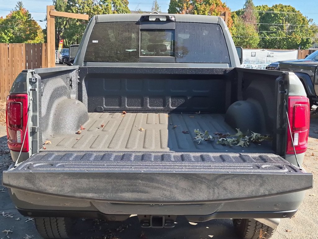 New 2027 RAM 2500 Laramie AWD/4WD image 10