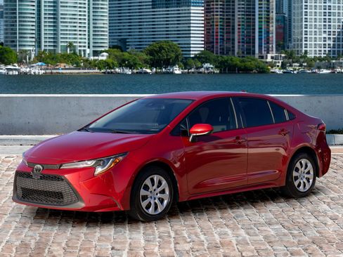 Used 2020 Toyota Corolla LE image 1