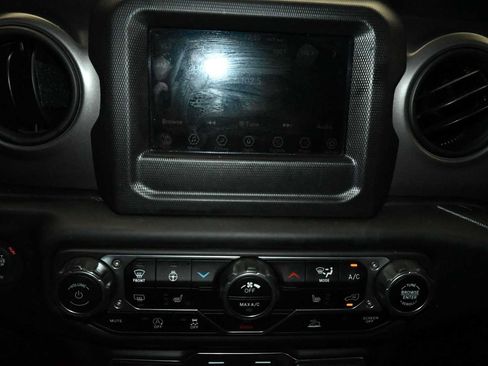 Used 2023 Jeep Wrangler Sport AWD/4WD image 20