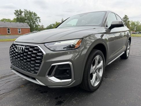 Certified 2023 Audi Q5 2.0T Premium Plus w/ Premium Plus Package AWD/4WD image 3