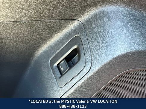 Used 2022 Volkswagen Atlas SEL Premium image 35