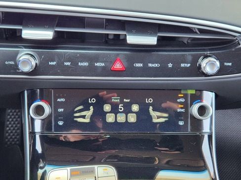 Used 2026 Genesis GV70 2.5T image 15