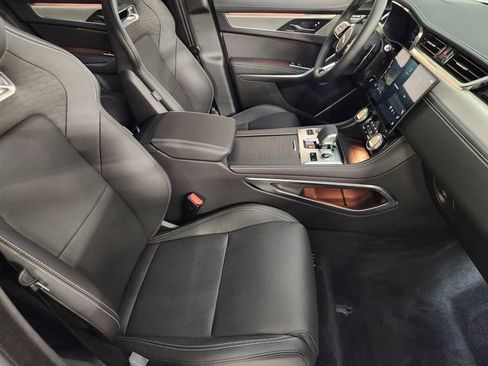 New 2026 Jaguar F-PACE R-Dynamic S image 3
