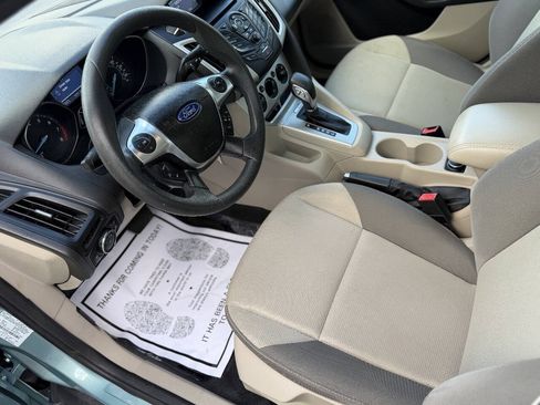 Used 2012 Ford Focus SE FWD image 10