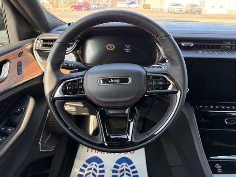 New 2026 Jeep Grand Cherokee L Summit image 15