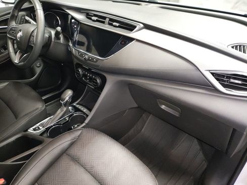 Used 2022 Buick Encore GX Essence w/ Experience Buick Package image 8