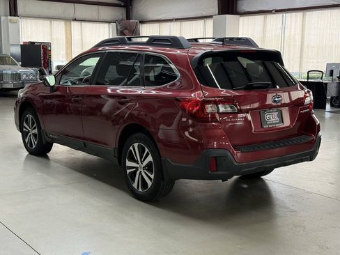 Used 2018 Subaru Outback 2.5i Limited AWD/4WD image 4