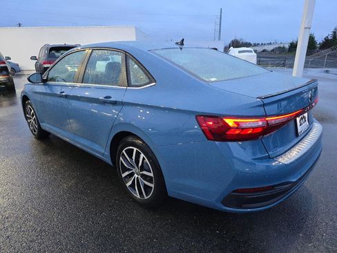 New 2026 Volkswagen Jetta SE FWD image 5
