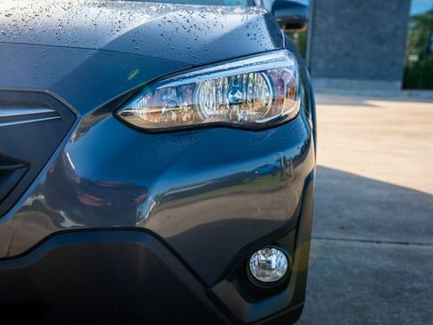 Certified 2022 Subaru Crosstrek 2.0i Premium w/ Moonroof Package AWD/4WD image 3