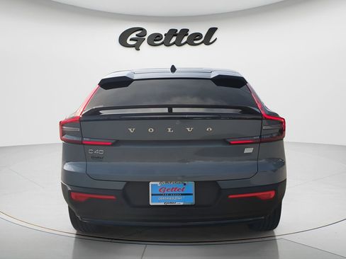 Used 2023 Volvo C40 Recharge Core image 14