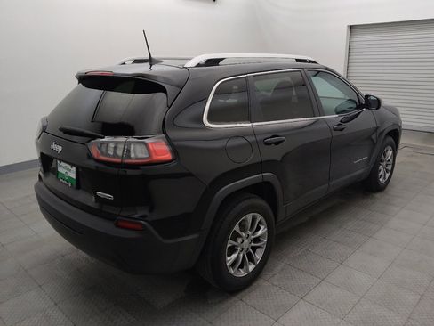 Used 2019 Jeep Cherokee Latitude Plus AWD/4WD image 9