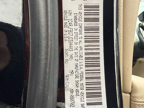 Used 2018 Jeep Grand Cherokee Limited w/ Trailer Tow Group IV image 33