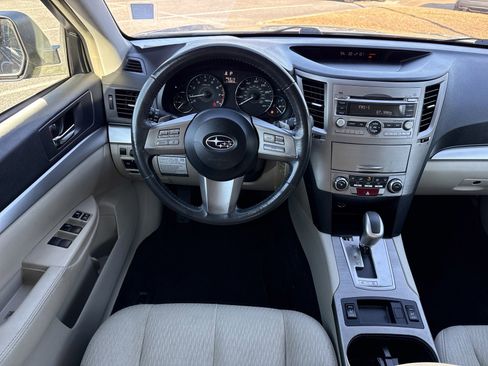 Used 2011 Subaru Outback 2.5i Premium w/ All-Weather Pkg image 14
