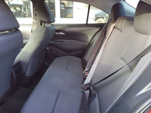 Used 2021 Toyota Corolla LE FWD image 11
