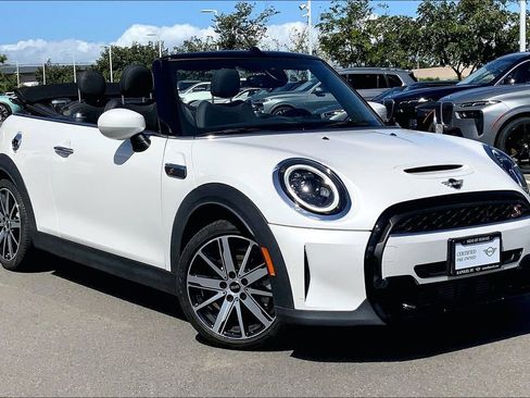 Certified 2024 MINI Cooper S FWD image 32