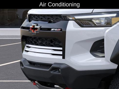 New 2025 Chevrolet Colorado ZR2 w/ Technology Package image 14