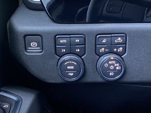 Used 2024 Chevrolet Silverado 2500 LT w/ All Star Edition image 22