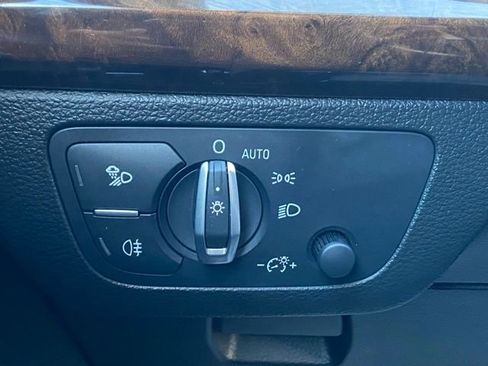 Used 2020 Audi Q5 2.0T Premium w/ Convenience Package image 50