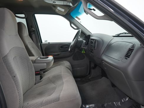 Used 2001 Ford F150 XLT image 13