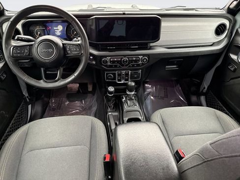 Used 2024 Jeep Wrangler Unlimited Sport image 14