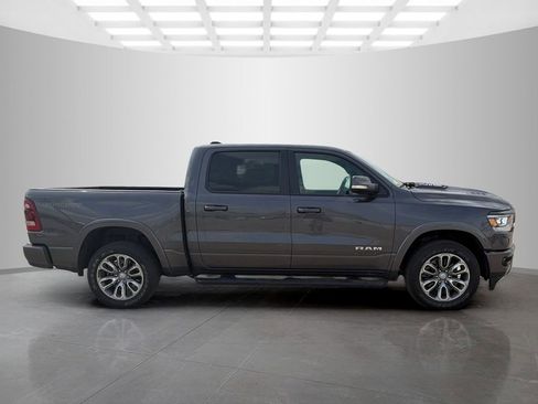 Used 2022 RAM 1500 Laramie AWD/4WD image 2